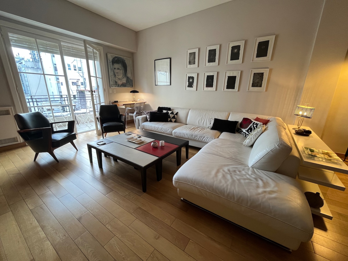 Departamento con balcón y 2 baños