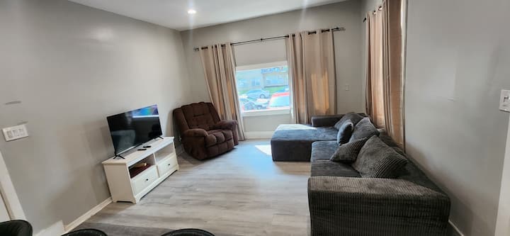 Cozy Apartment Near Newark Airport & Nyc Comfort - Elizabeth, NJ