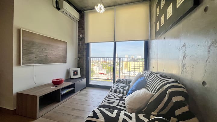 Departamento Con Balcón/alberca/gym/parking - Monterrey
