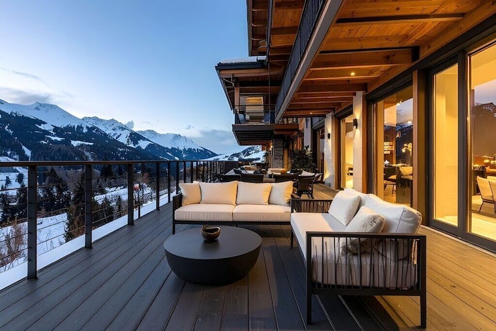 7 Bedroom Chalet With Mountain Views Of Omeshorn - Warth