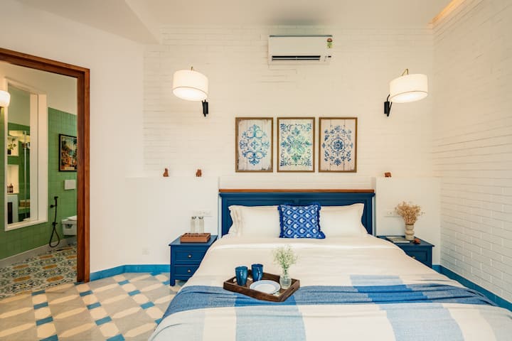 Bedroom 1 image 3