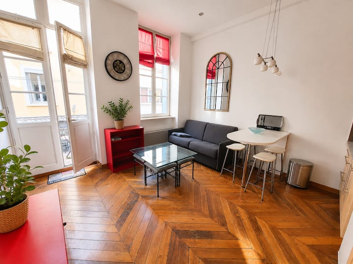 Studio Tout éQuipé & Métro à 1 Min - Bail Mobilité - Lyon