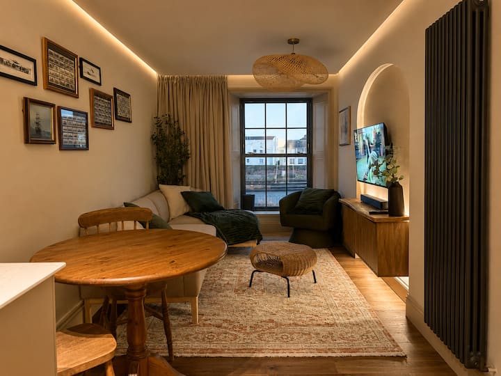 Elegant Duplex Suite - Sea Views & Railway Magic! - Portmeirion