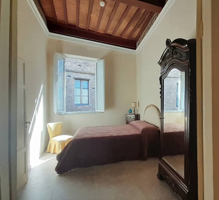 Casa Riccardi - In Pieno Centro Storico - Siena