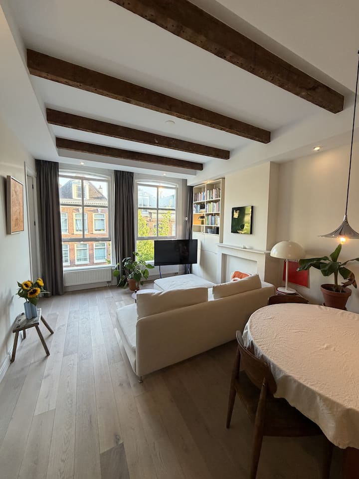 Appartement In Het Populaire Oud-west - Amsterdam