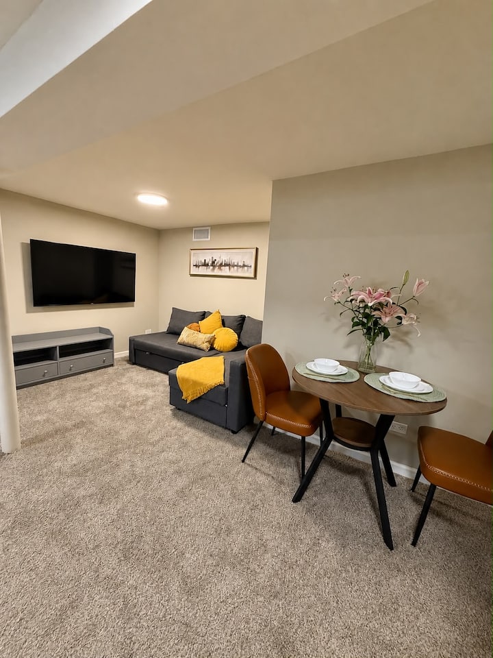 Brand-new 2br Stay In Quiet, Prime Location - Chicago, IL