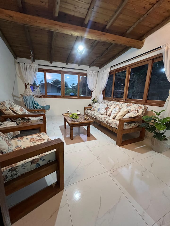 Casa 3 Suítes + Varanda No Centro De Trancoso - Trancoso