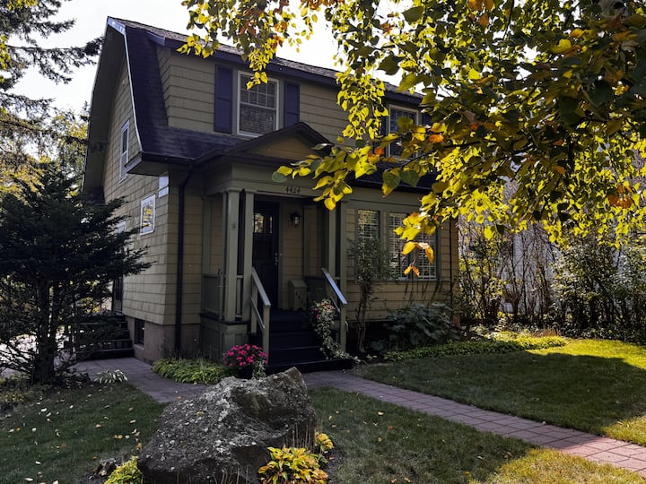 The Gilliat House | Historic Charm | 30+ Day Stay - Duluth, MN