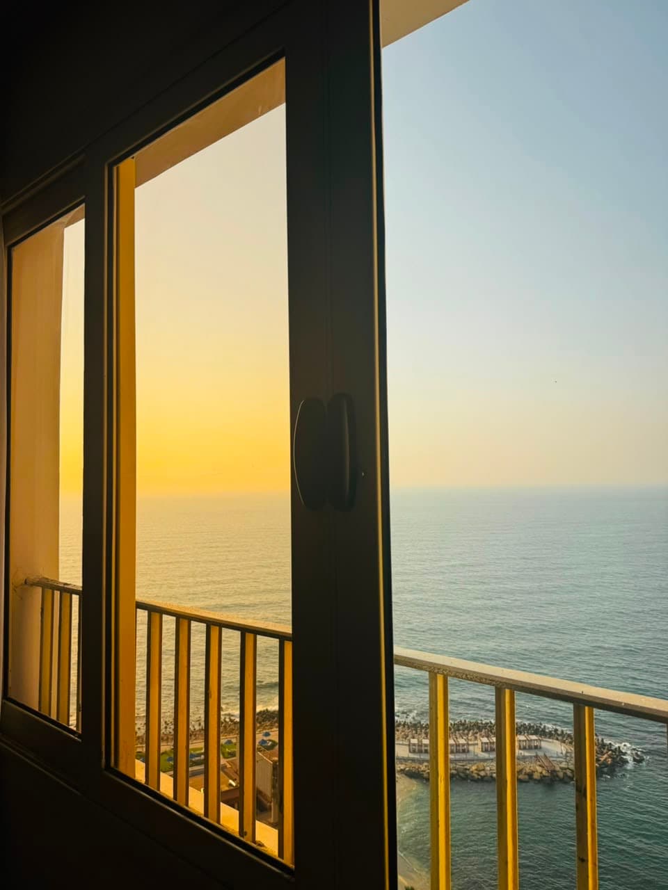 Foto do anúncio de Gleem Jewel com 2 quartos e vista para o mar em Prainha, Aquiraz