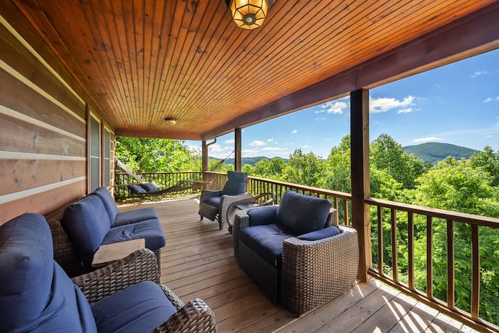 Mountain Retreat With Long-range Views Near Boone - Boone, NC