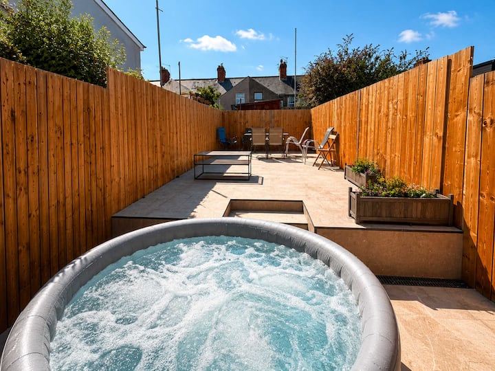 Luxury 6br Family Home 3 Bath With Hot Tub Fast Wi - Cardiff