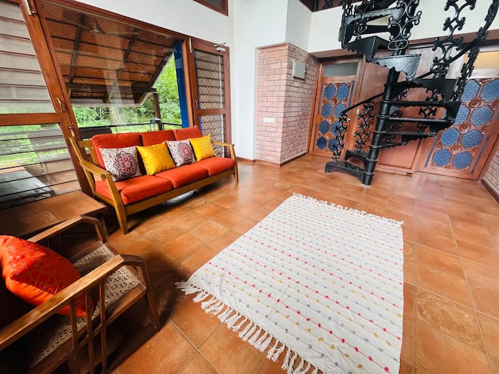 Living room image 12
