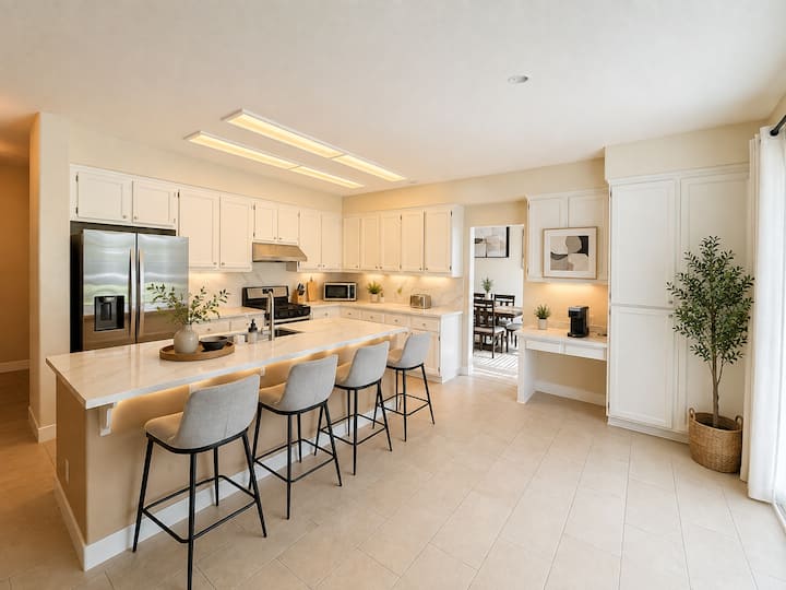 Near Stadium/spacious 5br Home/7 Beds/5 Kings - Corona, CA