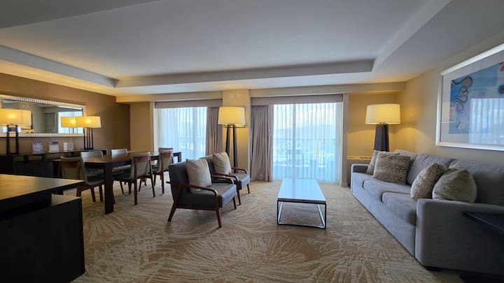 Unique Ala Moana Hotel 2br/2.5ba (1148 Sq Ft) - 歐胡島