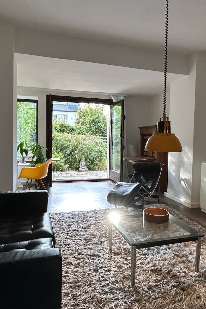 Central Calm 2 Room Apartment With Terrace - Düsseldorf