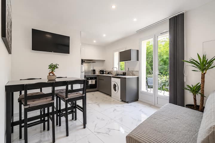 Chez Frédéric Et Josiane - Bel Appt Avec Terrasse - Castelnau-le-Lez