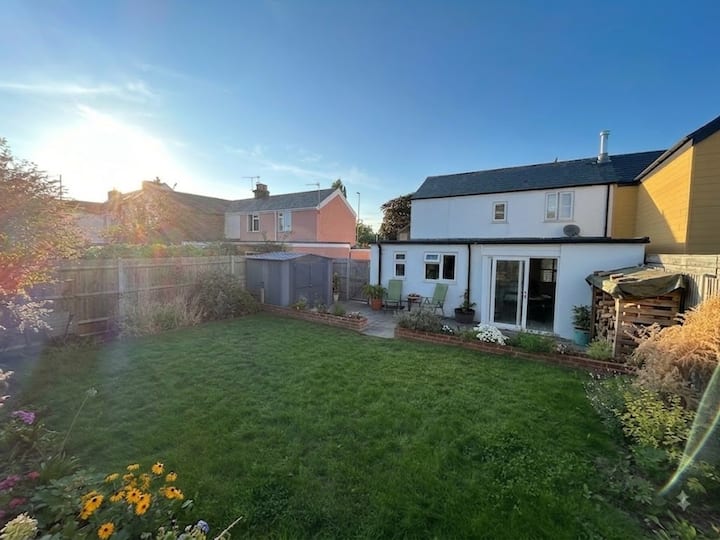 2 Bed House Near Goodwood - Chichester