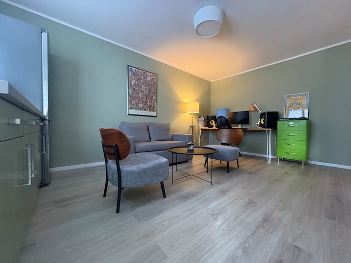 Schöne 2 Zimmer Wohnung Mitten In München. - München