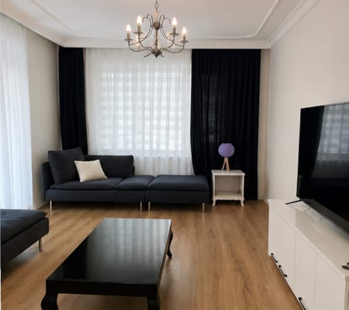 Geniş Ve Ferah Teraslı, Aydınlık Ve Bakımlı - Ankara