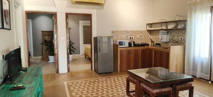 Kitchenette image 1