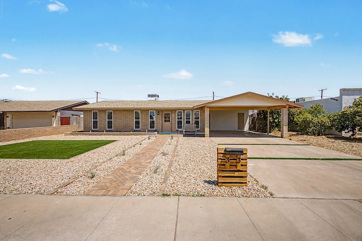 Downtown Gilbert Retreat | Sleeps 8 - Gilbert, AZ