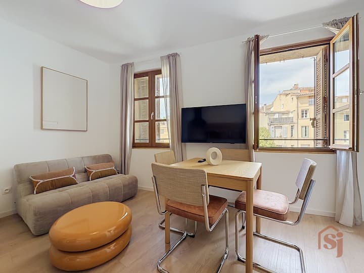T3 Lumineux-2 Chambres-pl Du Forum Des Cardeurs - Aix-en-Provence