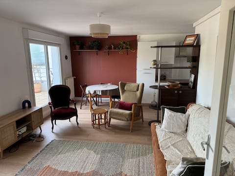 Successful Airbnb property: Train station | Garden with plants • Terrace & Parking • 2 bedrooms in Malakoff Saint Donatien