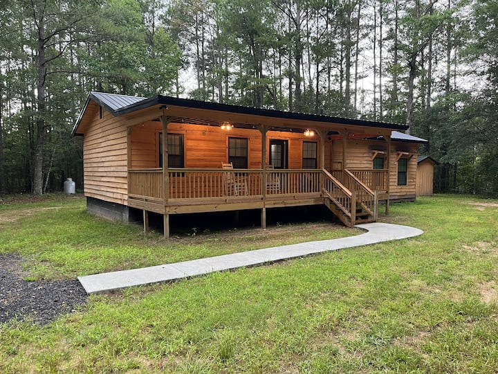 Happys Lake Hideaway - Pine Mountain, GA