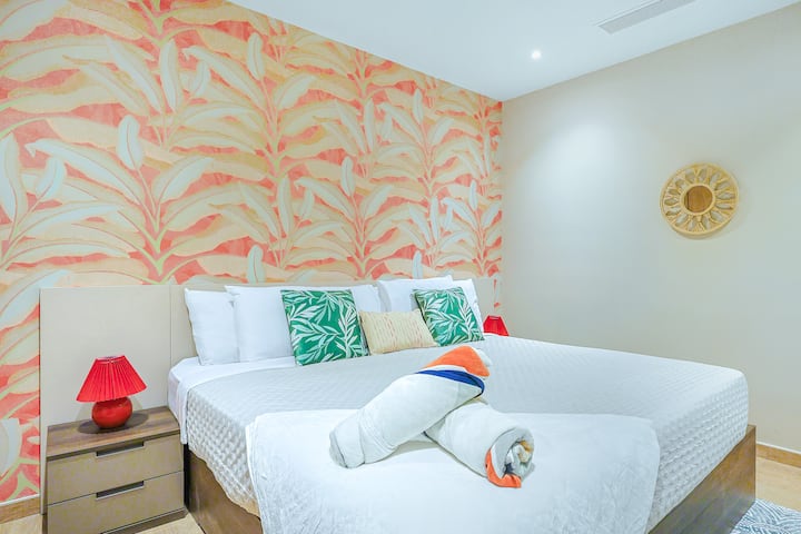 Bonsai 2br Retreat-red Bloom 310 - Aruba