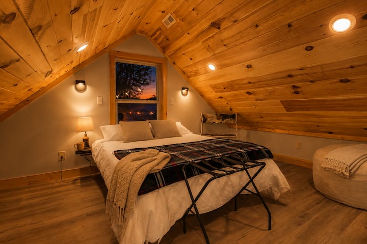 Loft Bedroom Getaway