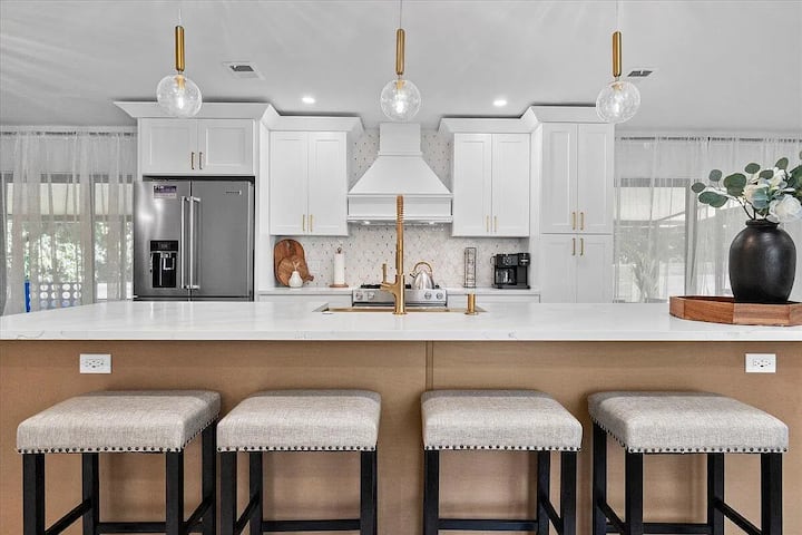 Modern Luxury 3br Home | Heated Pool | Near Beach - Boynton Beach, FL