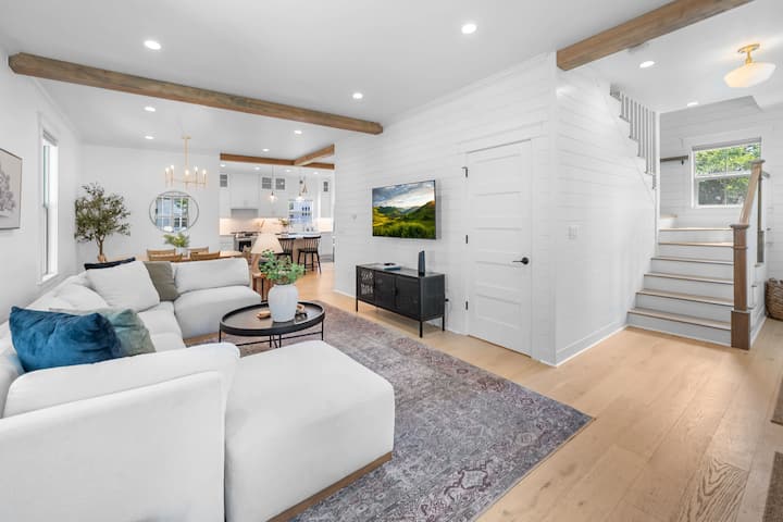 Northern Charm With 3bdr & Game Room - Kalispell, MT