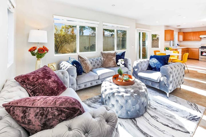 Delight On Jamestown Circle S#41327 - Fontana, CA