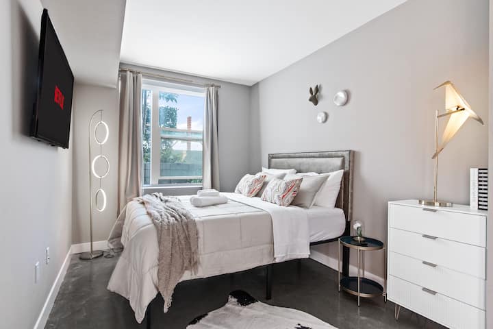 Welcome to your cozy and inviting bedroom with big flat TV..This well-appointed space offers a comfortable bed, tasteful decor, and ample storage for your belongings, ensuring a peaceful and relaxing stay. Enjoy a restful night's sleep and wake.
