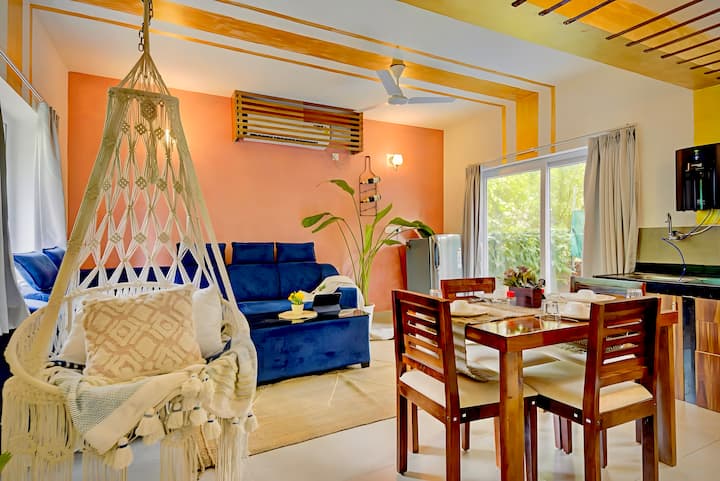 Dining area image 1
