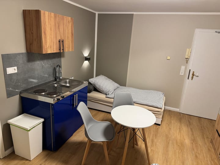 B07h Zweibett-apartment Mit Balkon - Bergisch Gladbach