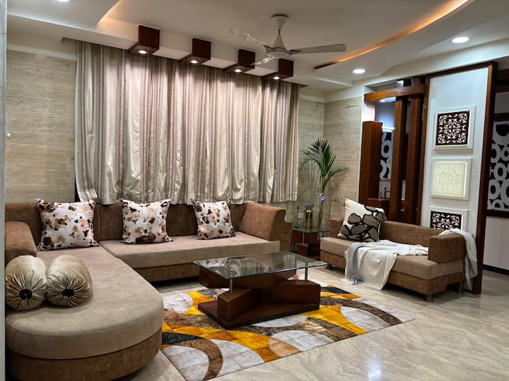 Spacious 4bhk In Saket Premium & Comfortable Stay - Indore