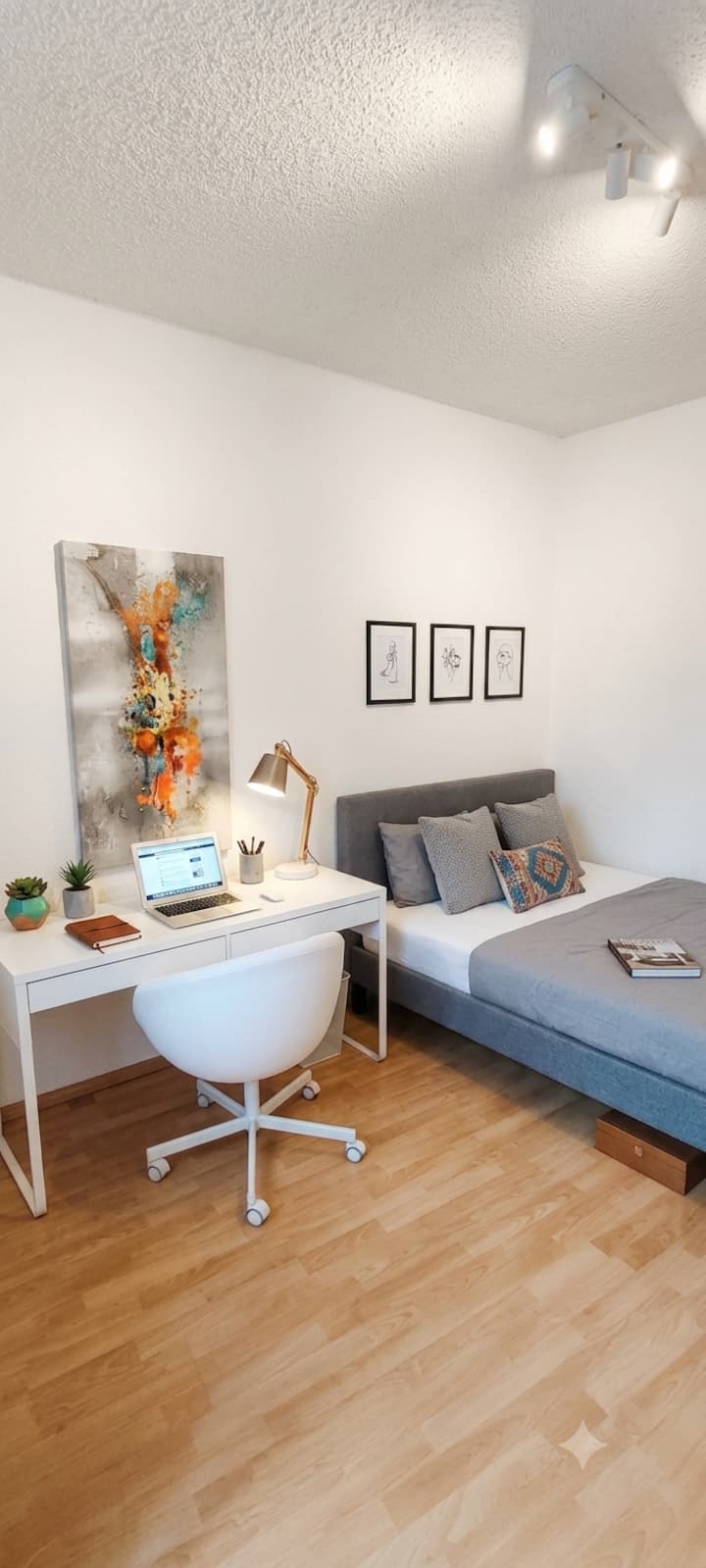 Charming 3 Bedroom Apartment Near Königsalle - Düsseldorf