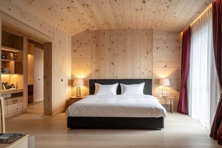 Gorgeous 6-bedroom Chalet In Charming Lech - Lech