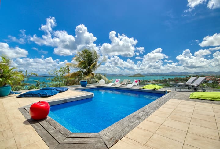 Villa Avec Piscine Et Vue Sur La Baie - 14 Pers - Martinica