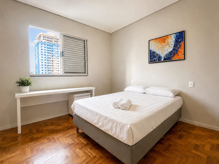 Flat No Prado | Prédio Histórico, Ar-condicionado - Belo Horizonte