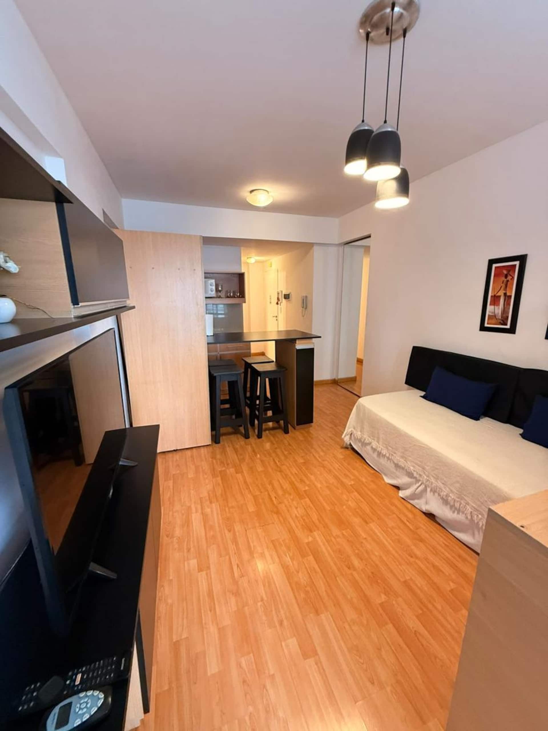Apartment with balcony and AC