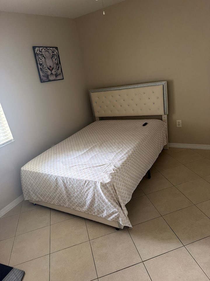 Its A Very Nice Relaxing Spot - Homestead, FL