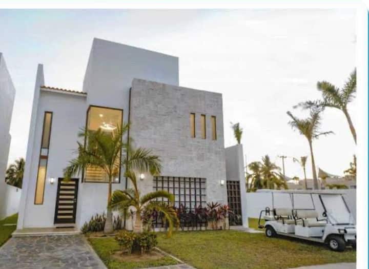 Hermosa Villa Para 10 Personas - Acapulco