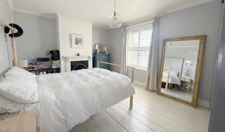 2br House With Courtyard Garden Near Taunton Rail - Taunton