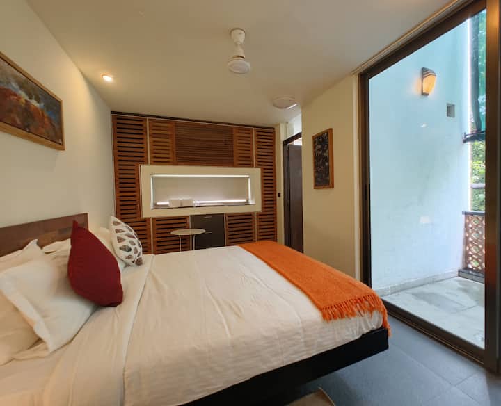 Bedroom 3 image 1