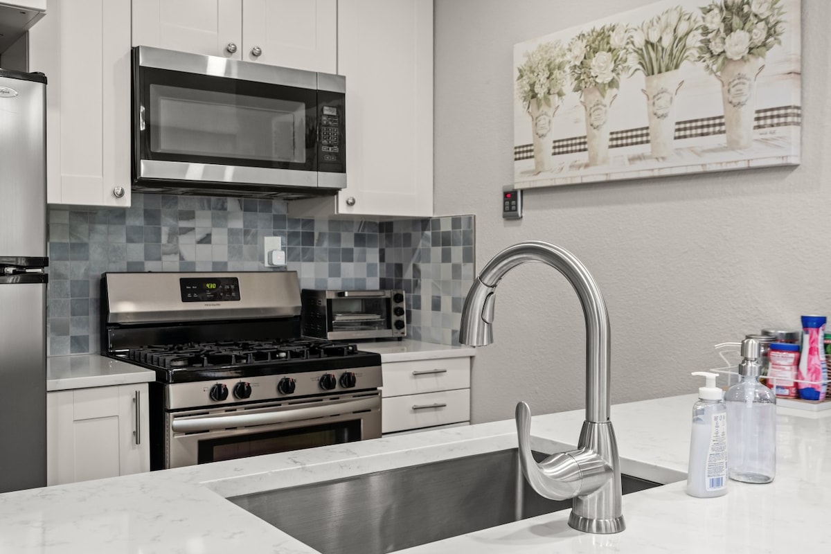 Curated Craftsman by Chavez | Backyard Wet Bar