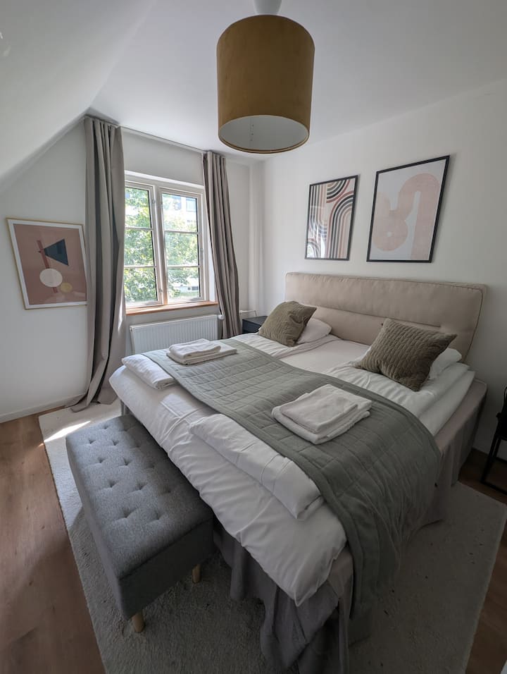 2 Hyggelige Soveværelser, Stue, Altan - Copenhague