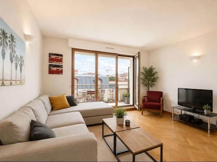 Bel Appartement Avec Balcon - Montrouge