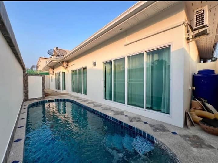 Private Pool Villa Pattaya | 2br 2ba - Thailand